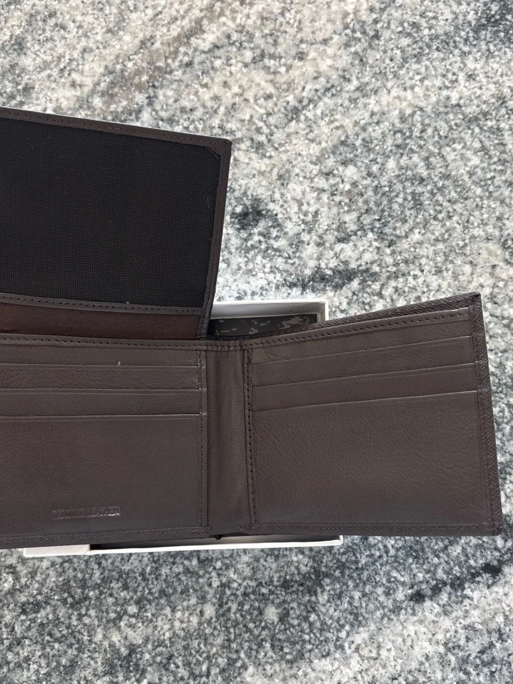 Steve Madden Men's Passcase Wallet - Dark Brown